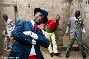 Photograph from Daniele Tamagni's book, 'Gentlemen of Bacongo' (2009). © Daniele Tamagni.