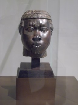 "Anthropomorphic head" (Benin, c. 14th -16th century), displayed in the Pavillon des Sessions at The Louvre. Photo: Carol Dixon